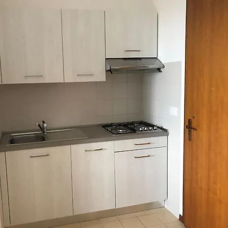아파트 Bright Flat With A Large Balcony