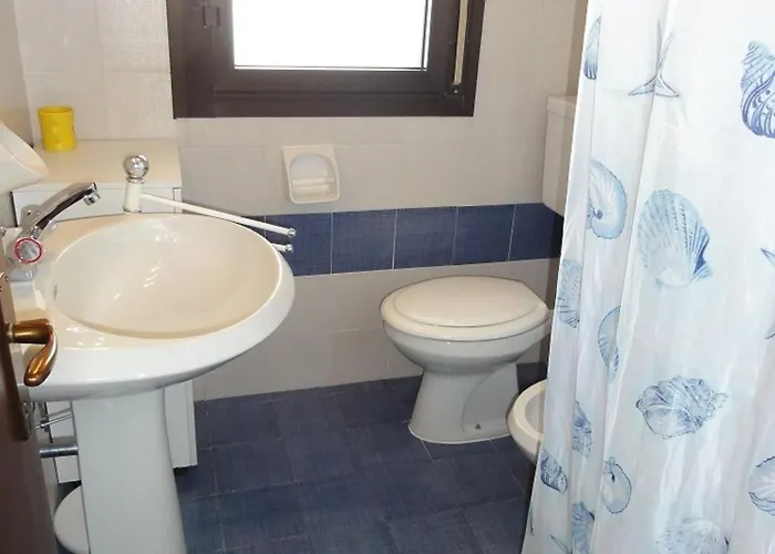 Bright Flat With A Large Balcony * Μπιμπιόνε