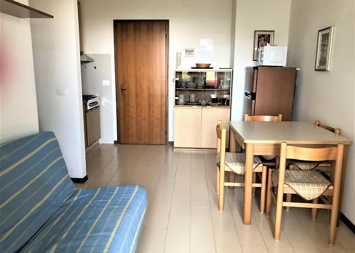 Bright Flat With A Large Balcony Διαμέρισμα